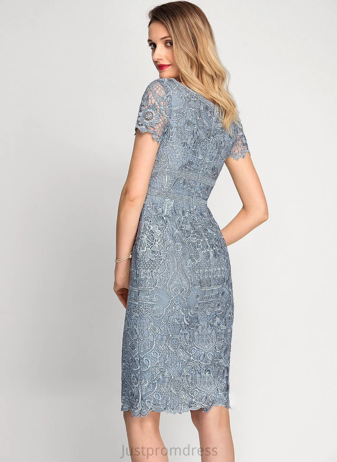 Alexis V-neck Knee-Length Cocktail Dress Lace Cocktail Dresses Sheath/Column