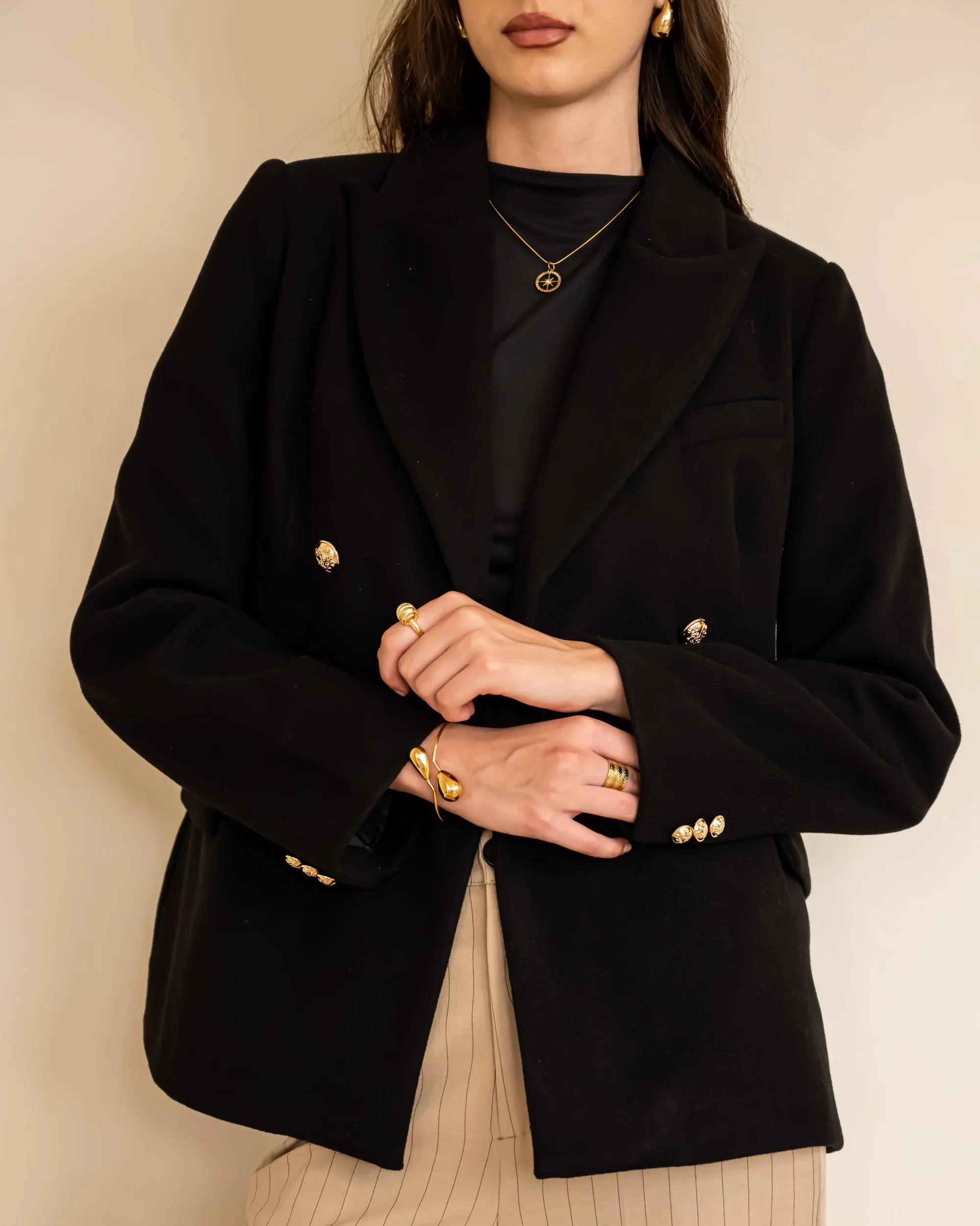 GOLD DOUBLE BREASTED BLAZER -BLACK