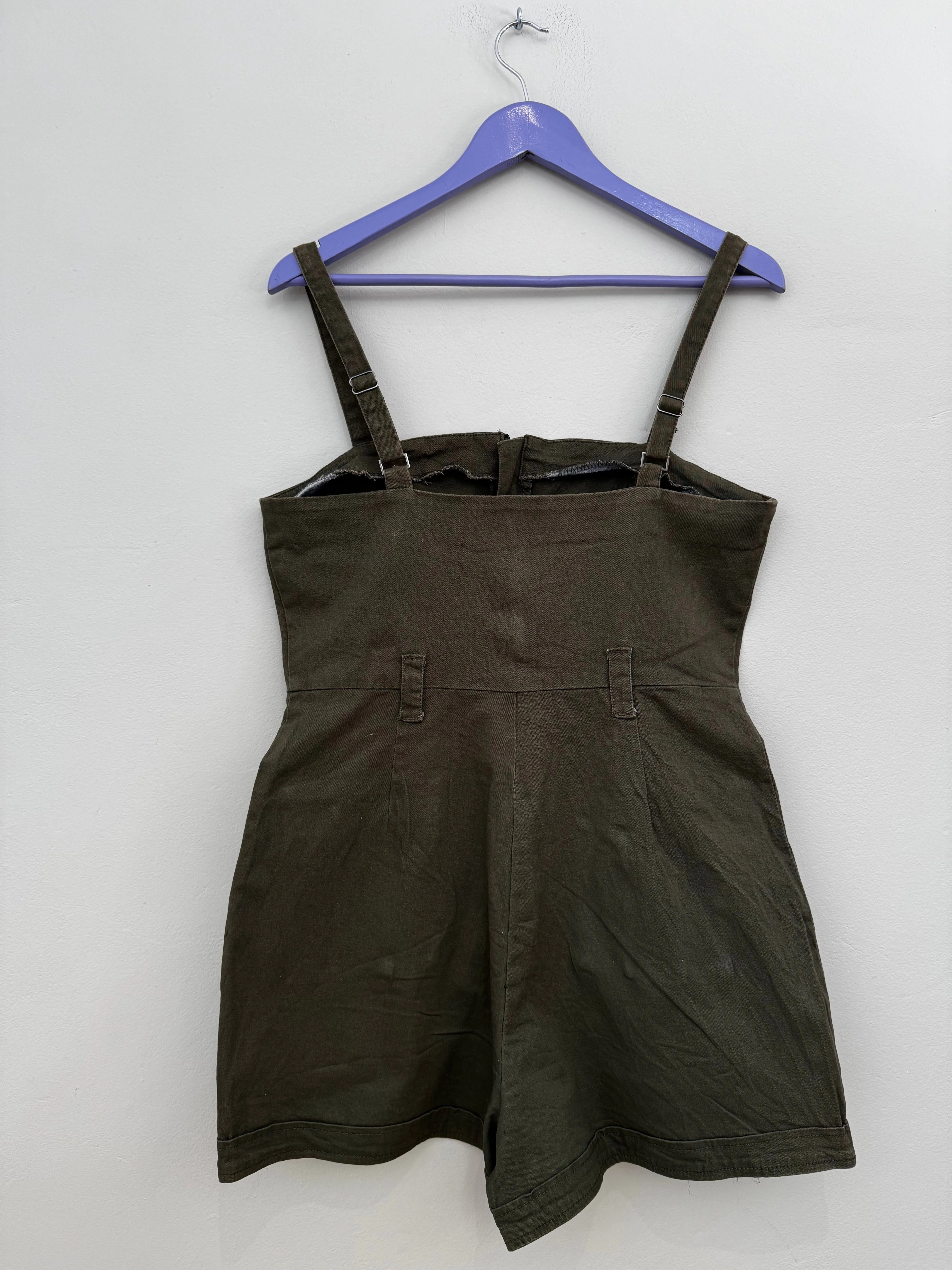 Khaki cargo jumpsuit - Size 14