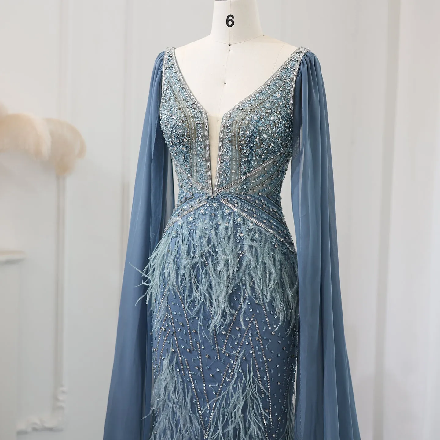 Luxury Feathers Blue Evening Dress with Cape Sleeves SS027