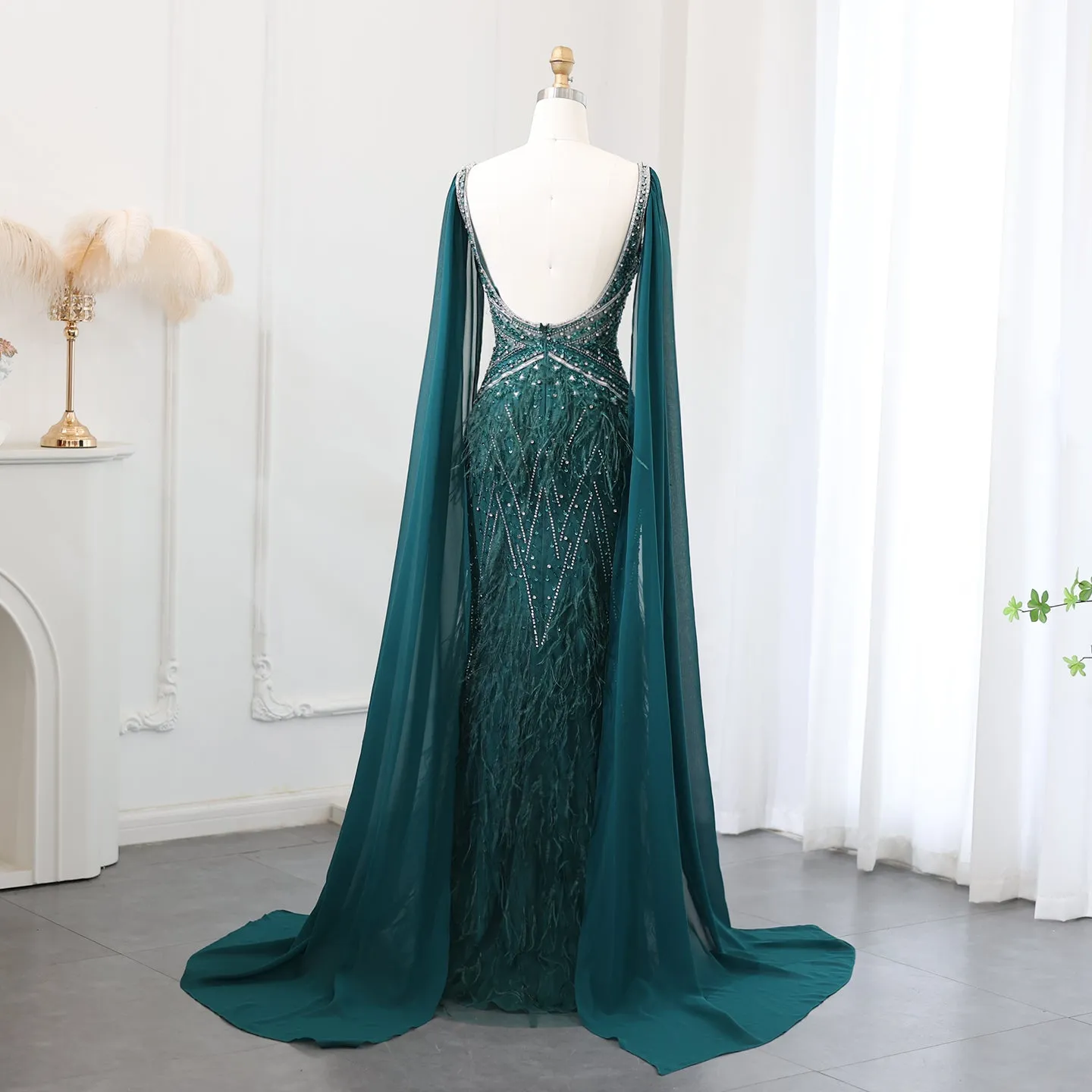 Luxury Feathers Blue Evening Dress with Cape Sleeves SS027