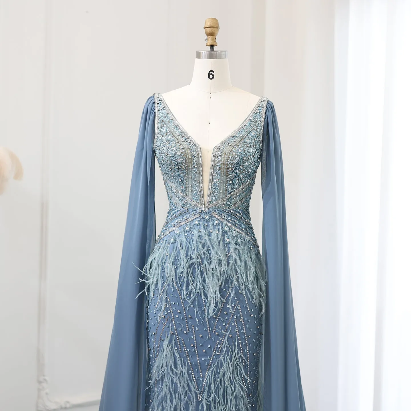 Luxury Feathers Blue Evening Dress with Cape Sleeves SS027