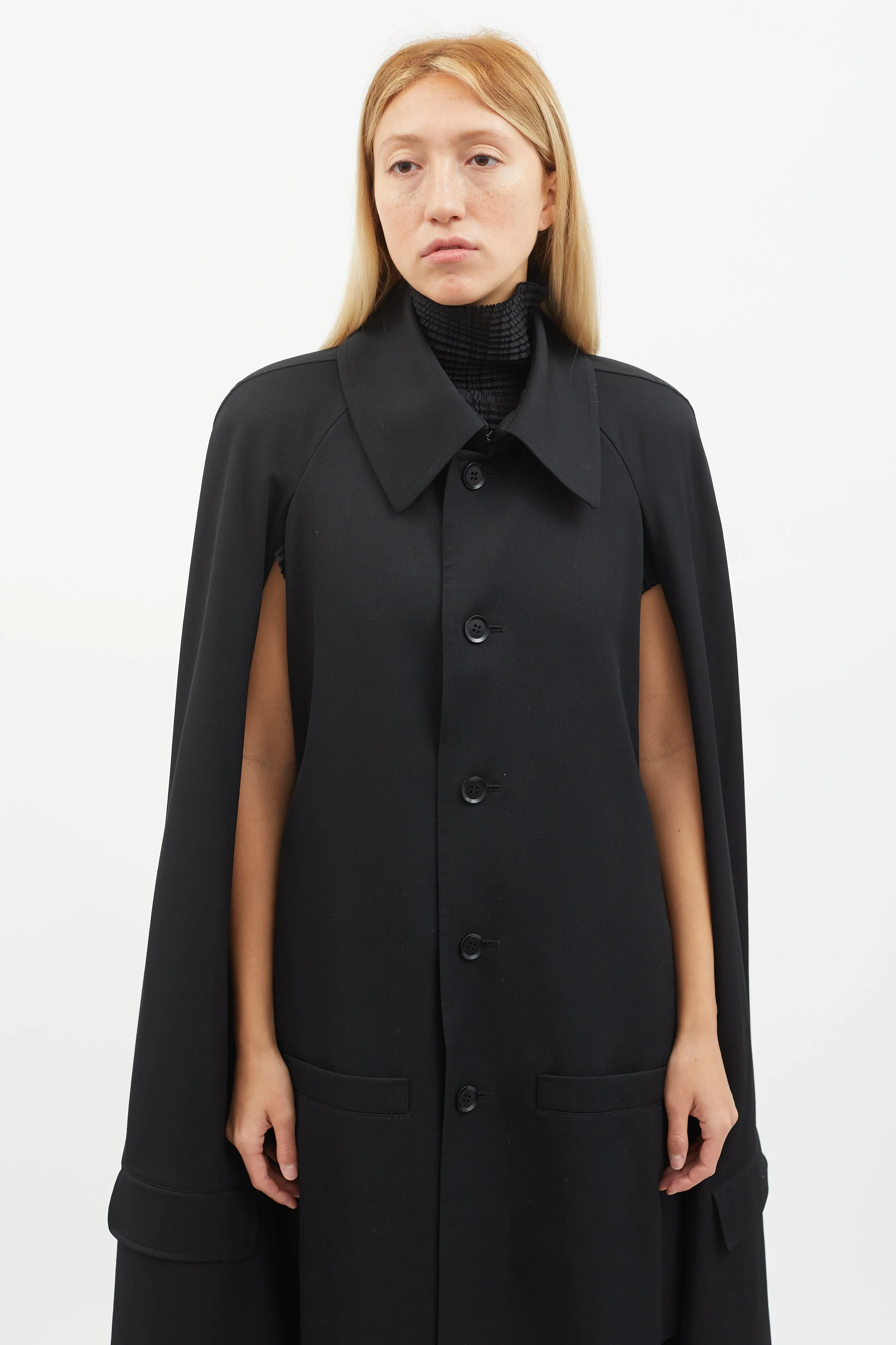  NOIR FW16 Black Double Layer Cape