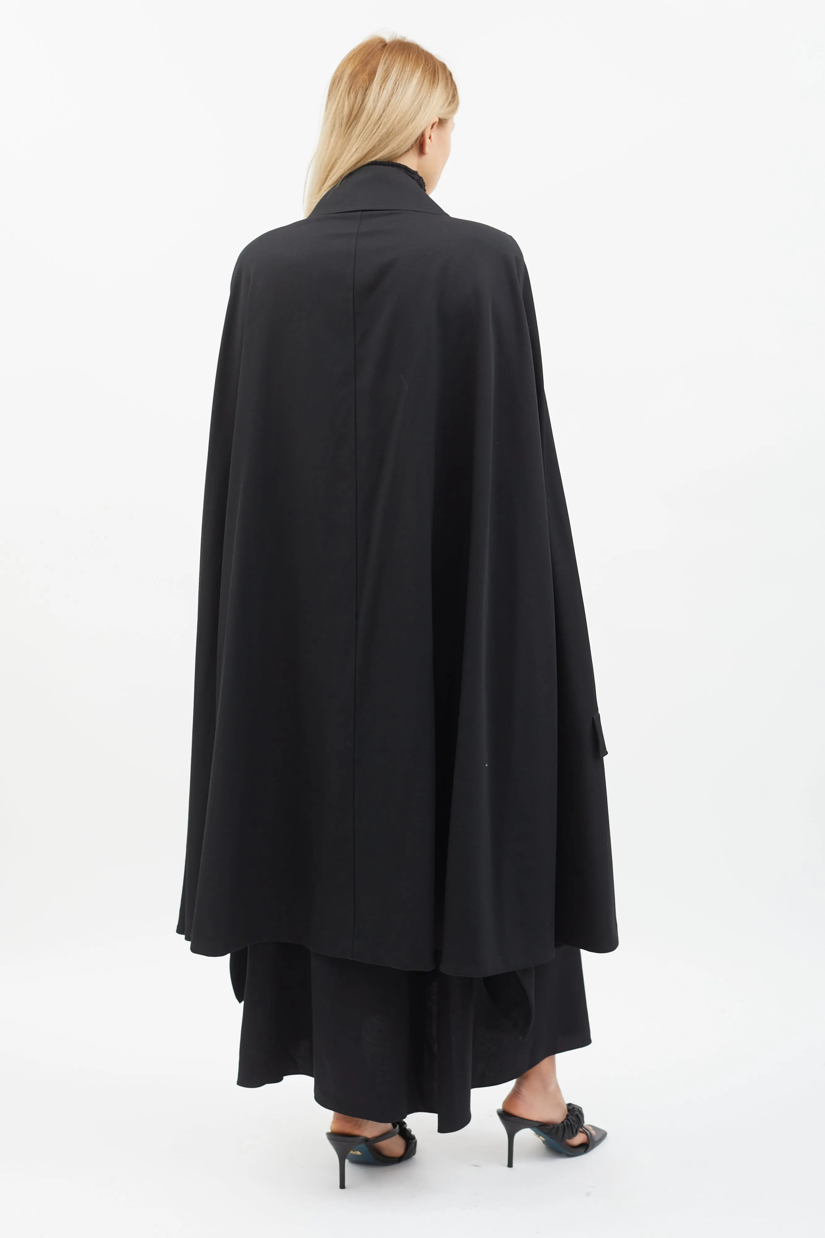  NOIR FW16 Black Double Layer Cape