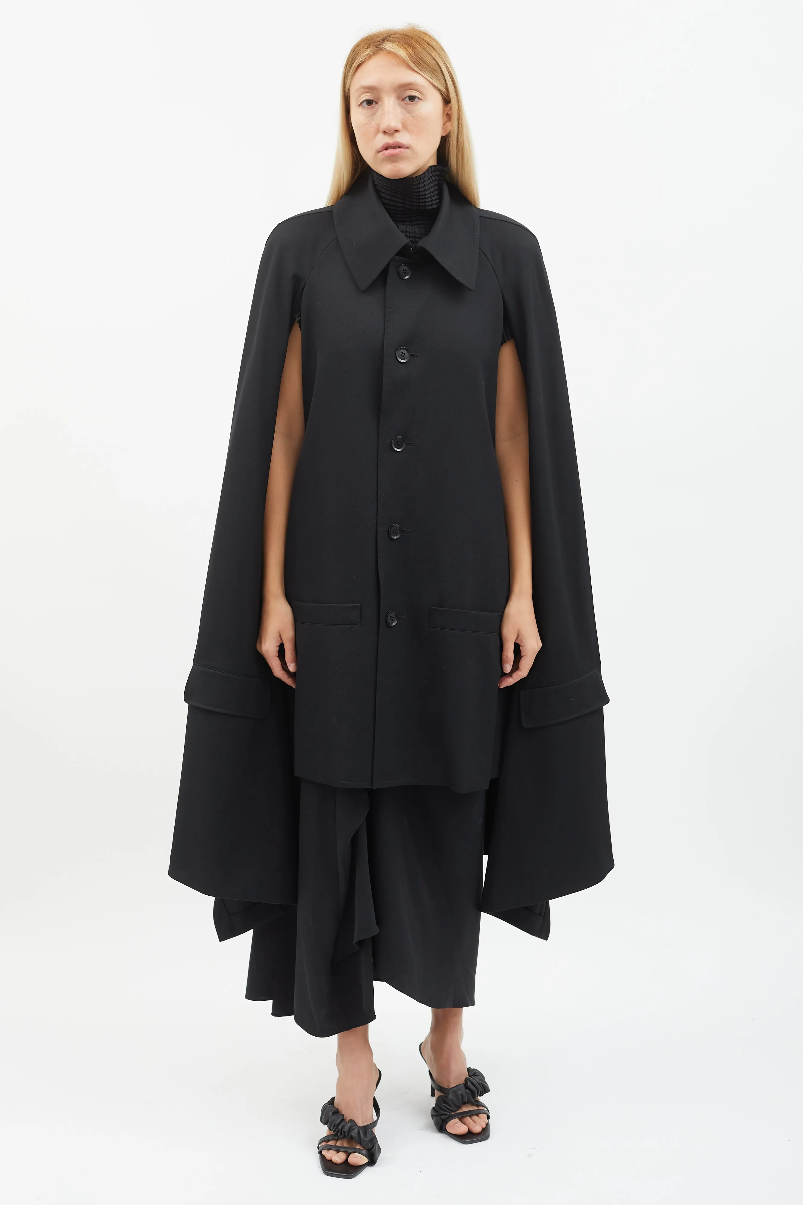  NOIR FW16 Black Double Layer Cape