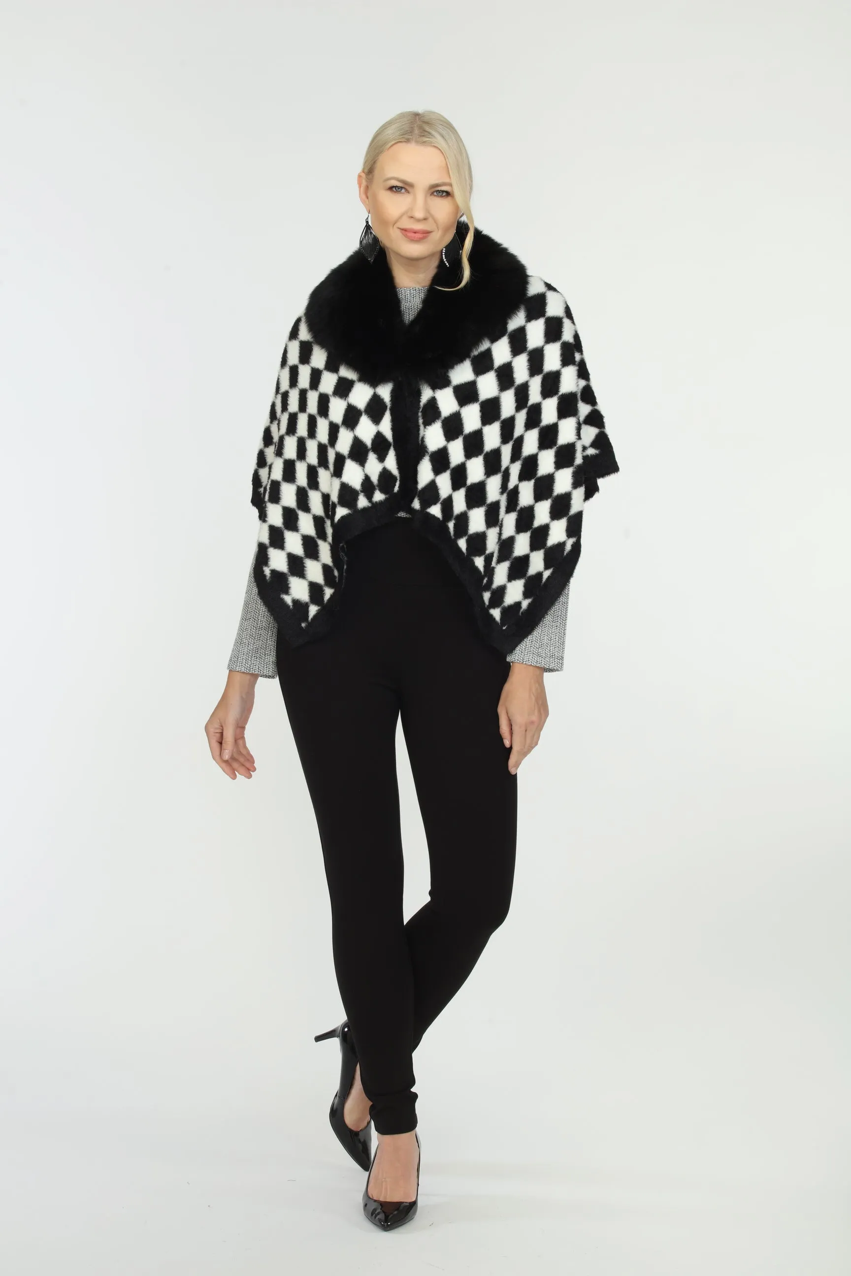 OO LA LA Black/White Check Fur Collar Cape Boho Chic M5167