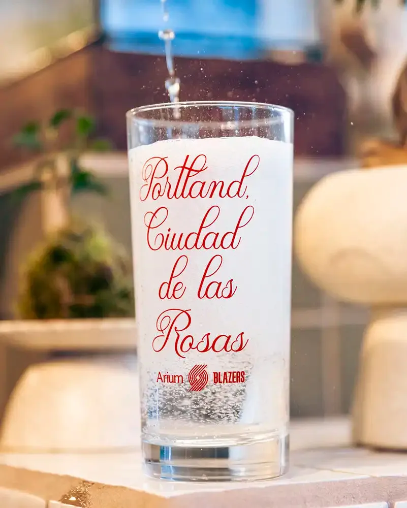 Portland Trail Blazers City Of The Roses Arium Glass Tumbler