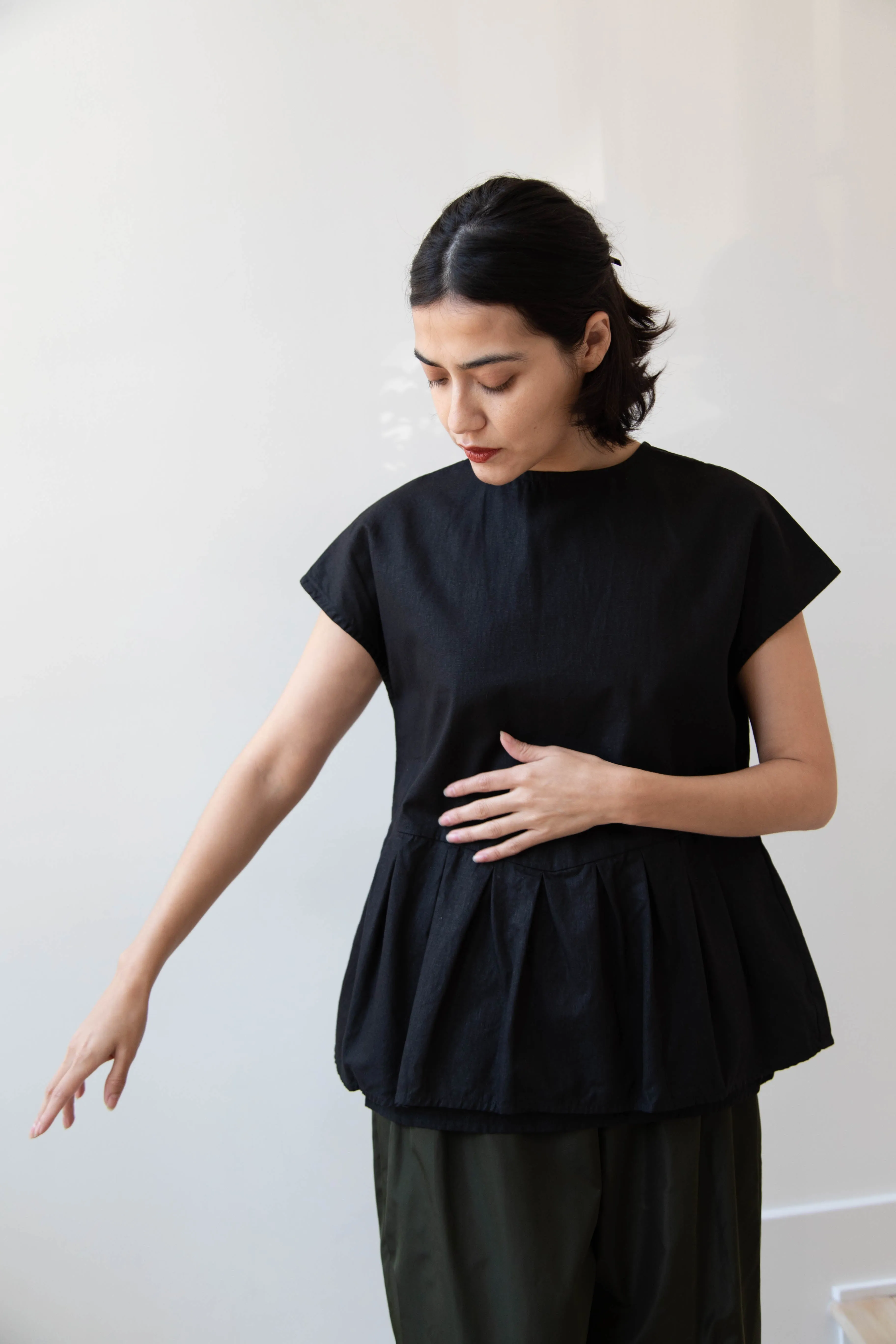 Robe de Peau | Two Way Top in Black