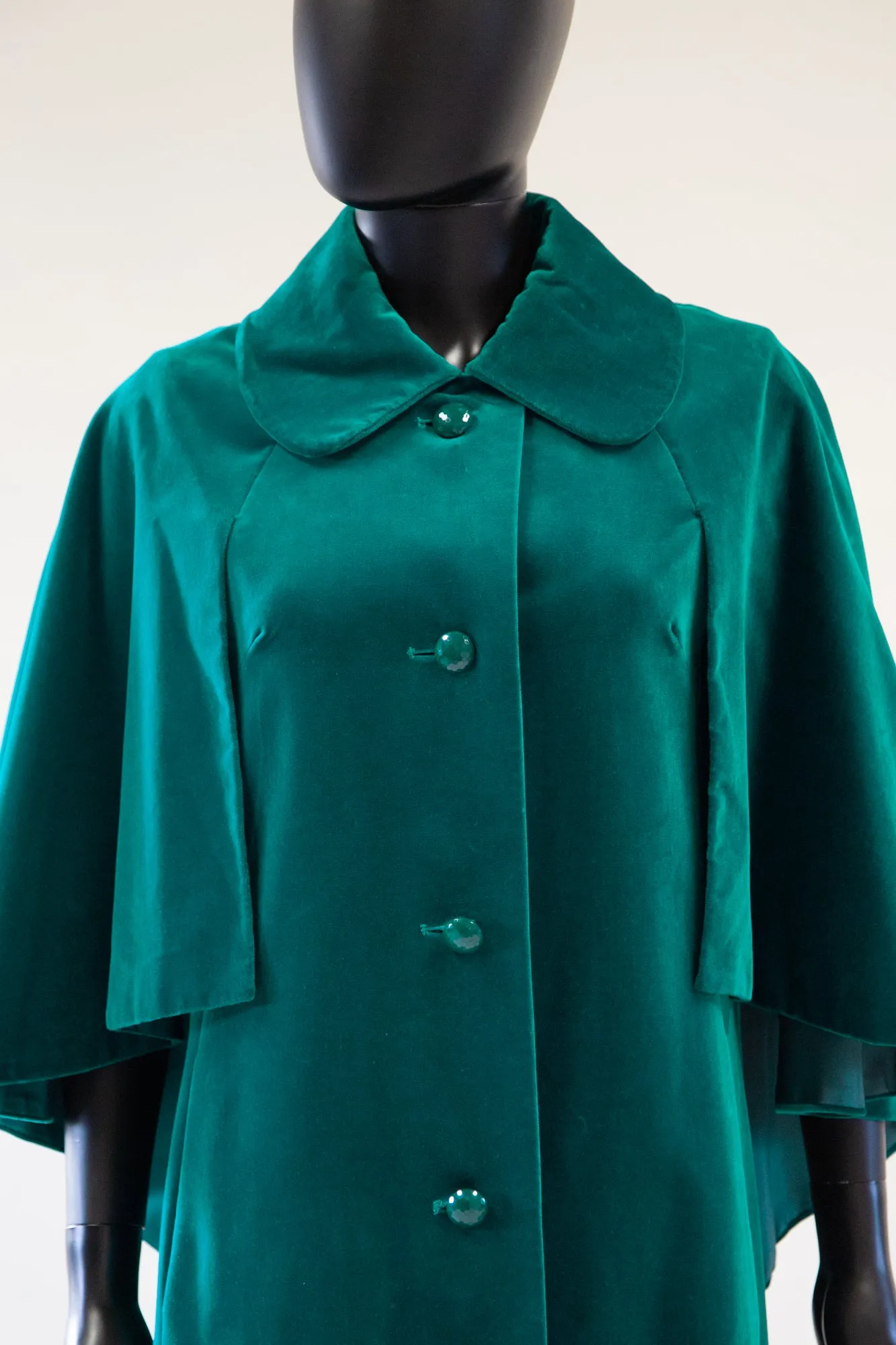 Vintage 1970s Green Velvet Cape Coat