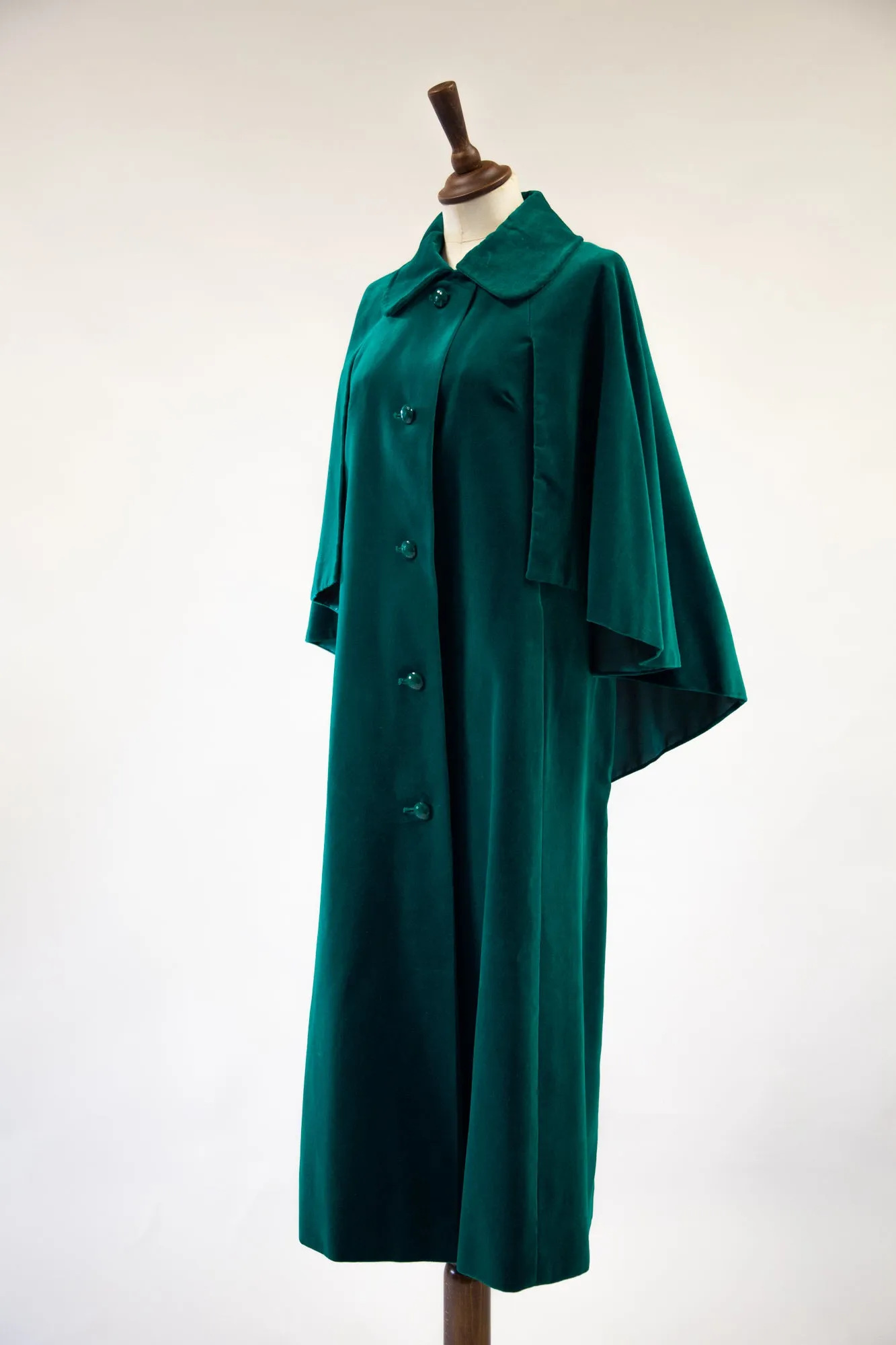 Vintage 1970s Green Velvet Cape Coat